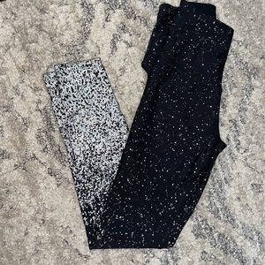 Beyond Yoga leggings from carbon 38